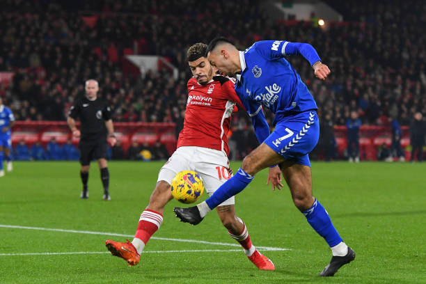 他展现出超 他展现出超