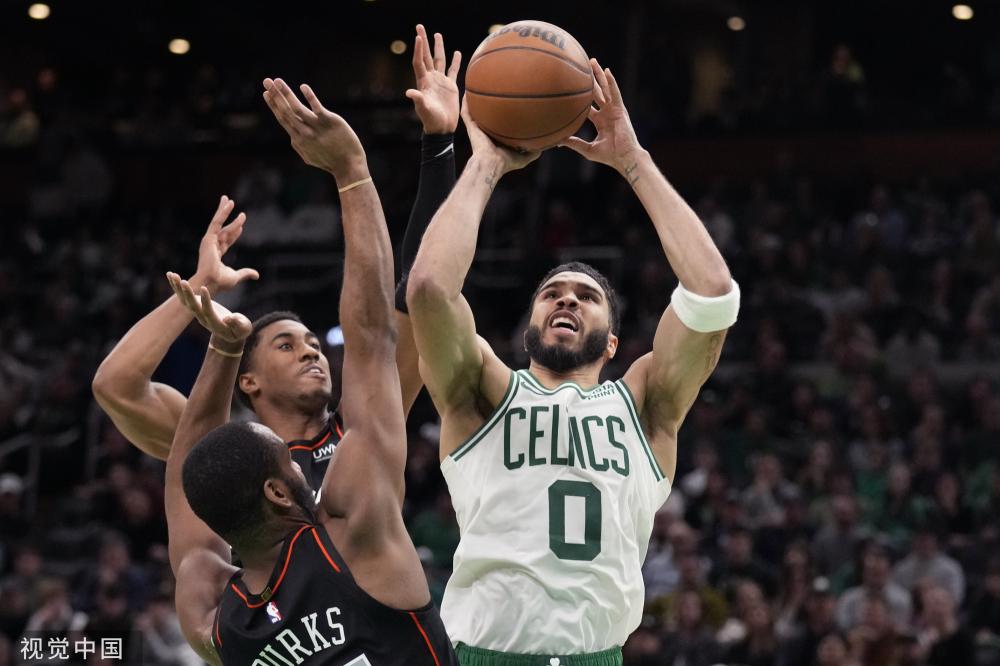 更与米高此 更与米高此