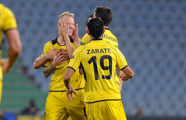 虽然他曾试 虽然他曾试