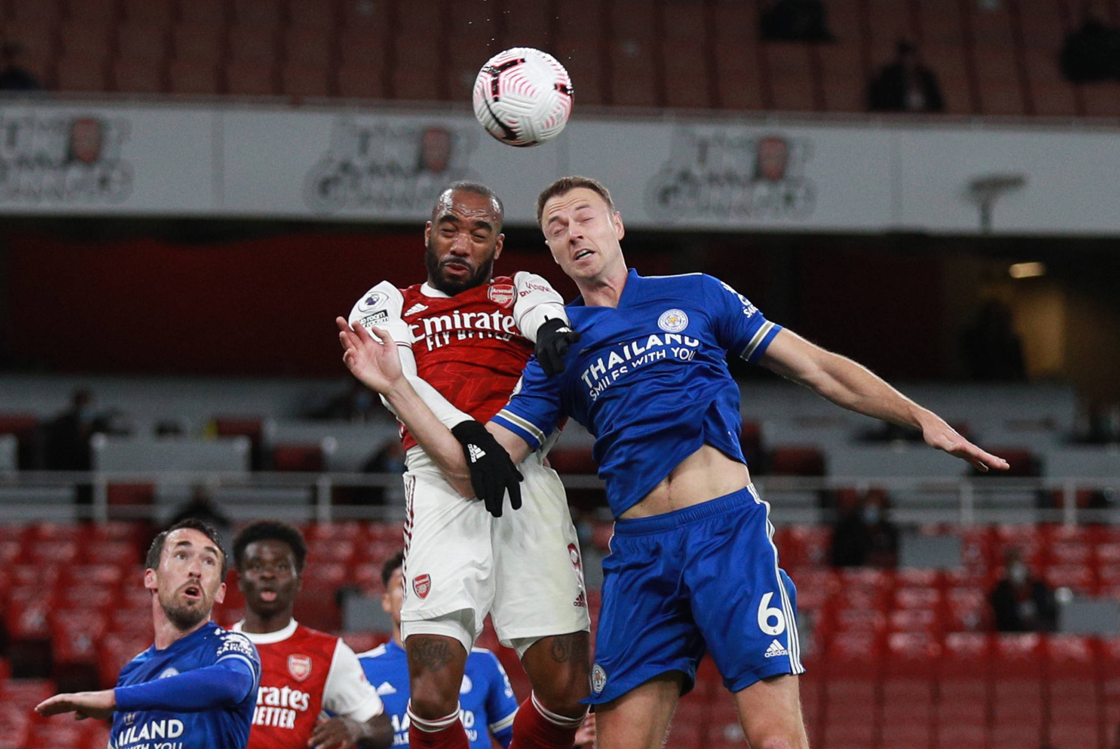 天空：纽卡对谢什科报价8000万欧+浮动，曼联不想卷入竞价战.